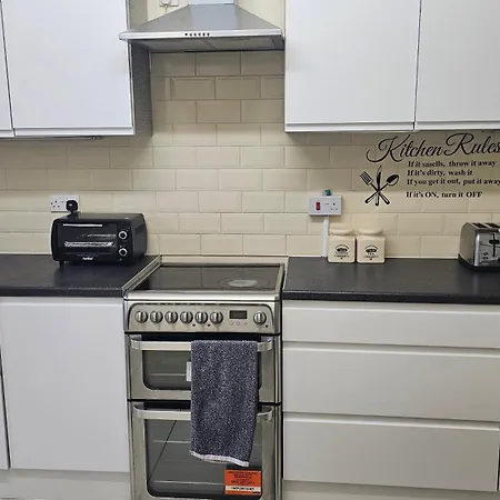 Cosy Family Home Londra Esterno foto